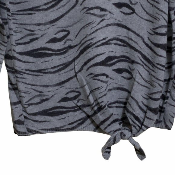 360 Cashmere Tie Front Pullover Cashmere Sweater - Picture 4 of 6